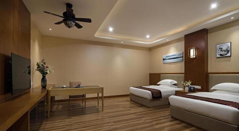 Cheermore Recreation Hotel Guangzhou Zhimao Yuan Ecological Spa Leisure Hotel Exterior photo